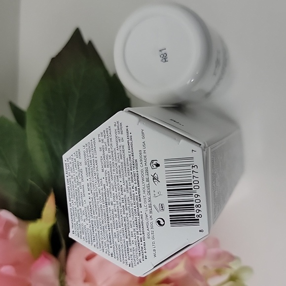 GLAMGLOW SUPERERUM 6-Acid Refining Treatment 1 oz/30 ml - Picture 4 of 9